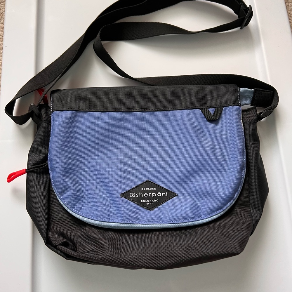 Sherpani Milli, Nylon Flap Crossbody Purse